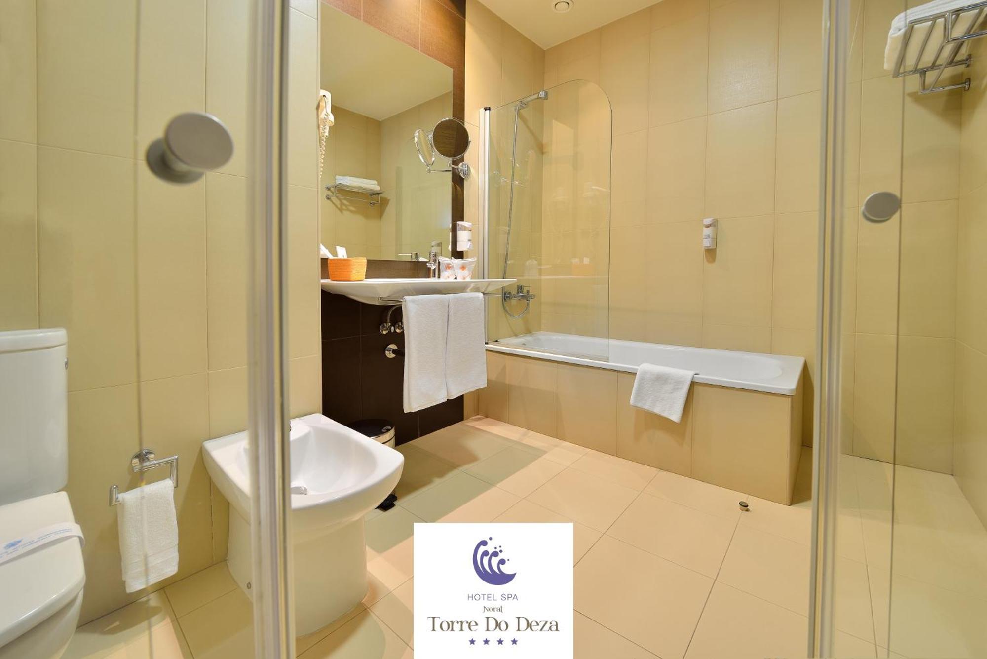 Triple Room,1388330096:JPEG
